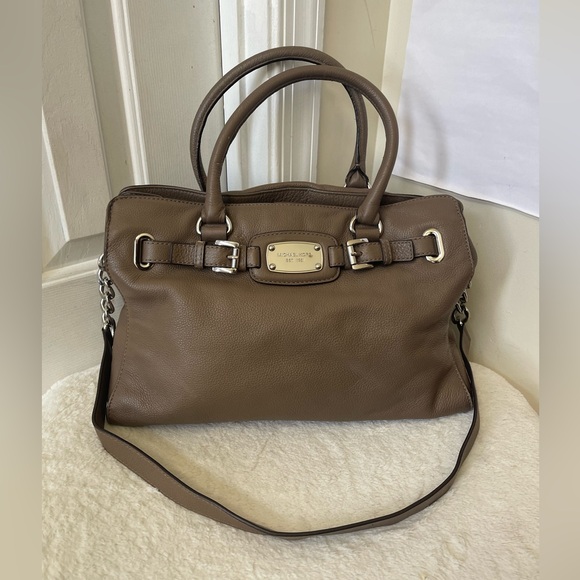 Michael Kors Hamilton Bag EUC - Picture 1 of 10